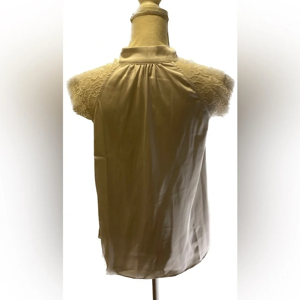 Joie Cap sleeve blouse - Picture 2 of 5